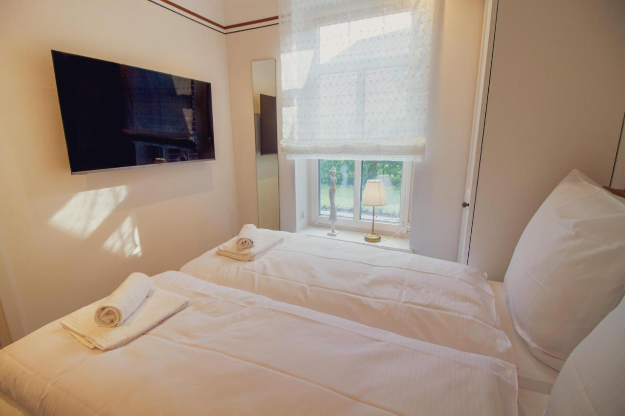 Up Besoeoek - Wildrose Mit Sauna Krummhörn Extérieur photo