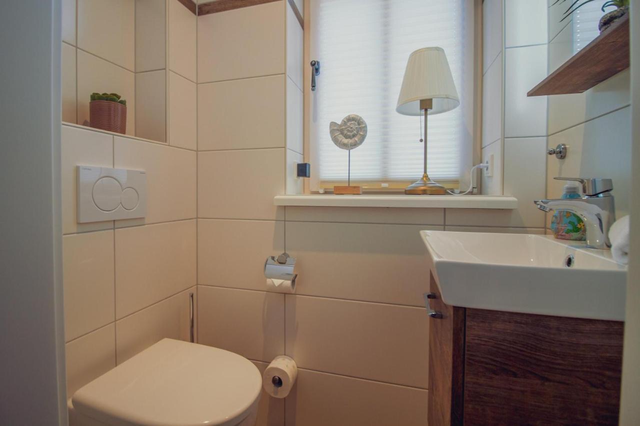 Up Besoeoek - Wildrose Mit Sauna Krummhörn Extérieur photo